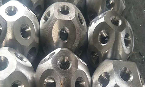 博尔塔拉蒙古自治州螺栓球网架的设计制作与安装